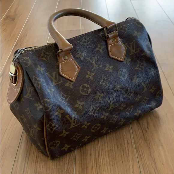 Louis Vuitton Handbags - Vintage Louis Vuitton purse